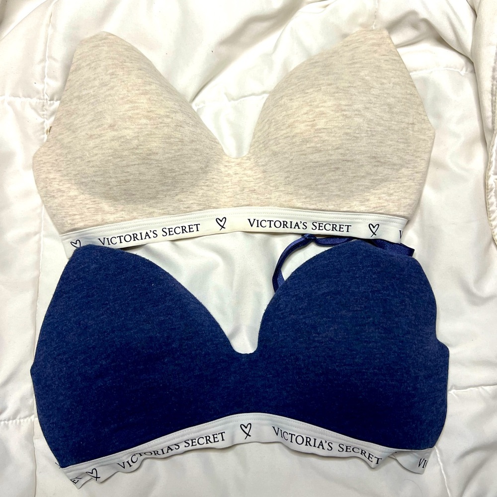 Victoria Secret t-shirt lightly lined wireless bra set